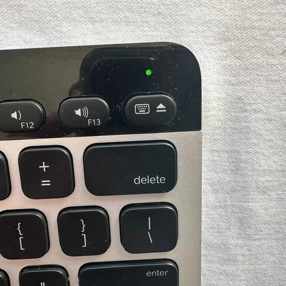 Logitech Easy‑Switch K811 Wireless Bluetooth Keyboard (Keyboard Only)